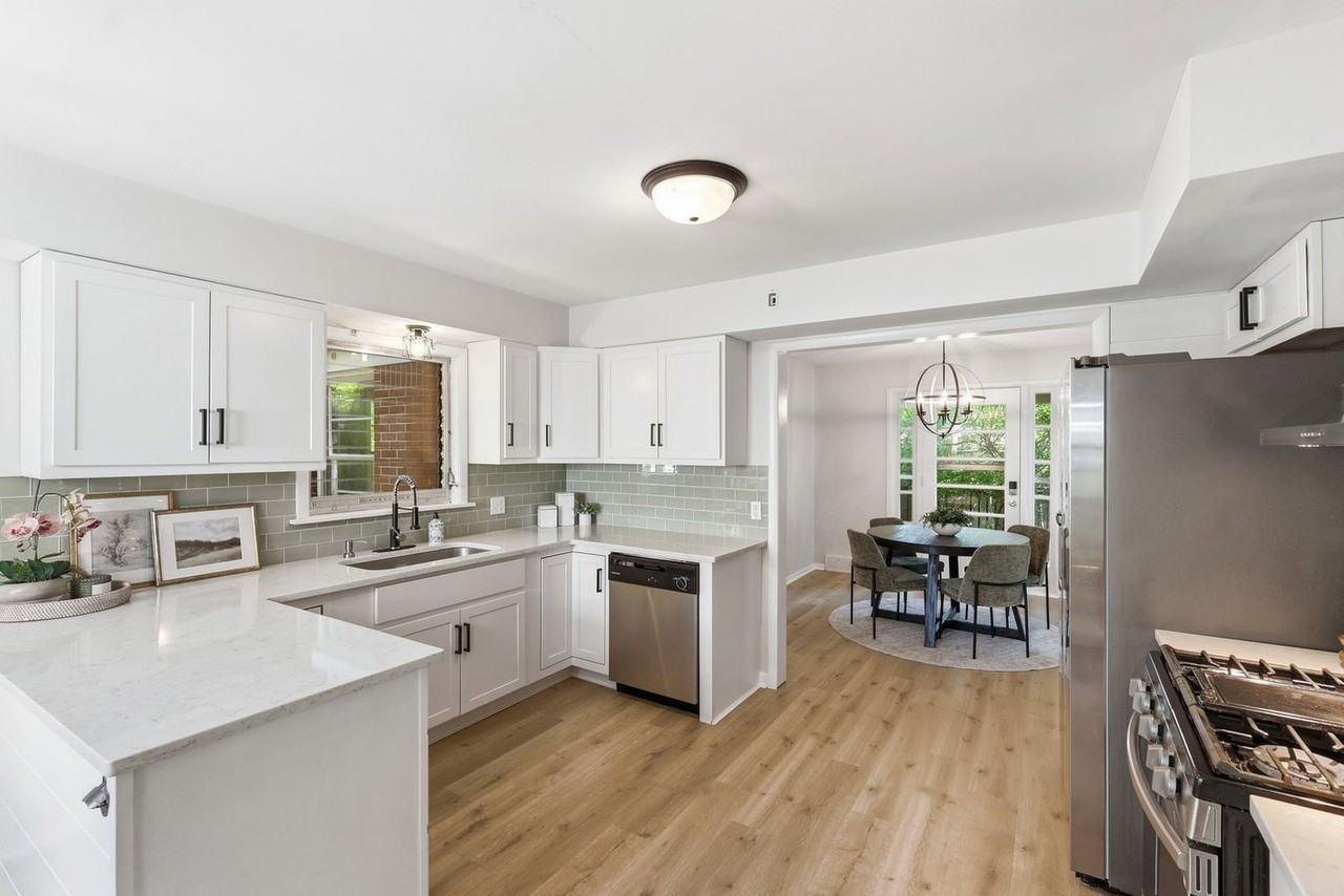 1905 Millbank St Se - Photo 6 of 25