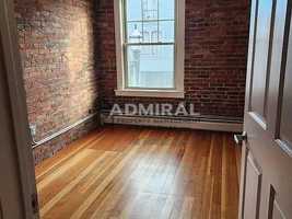 featured image of 1 Wakefield St #206