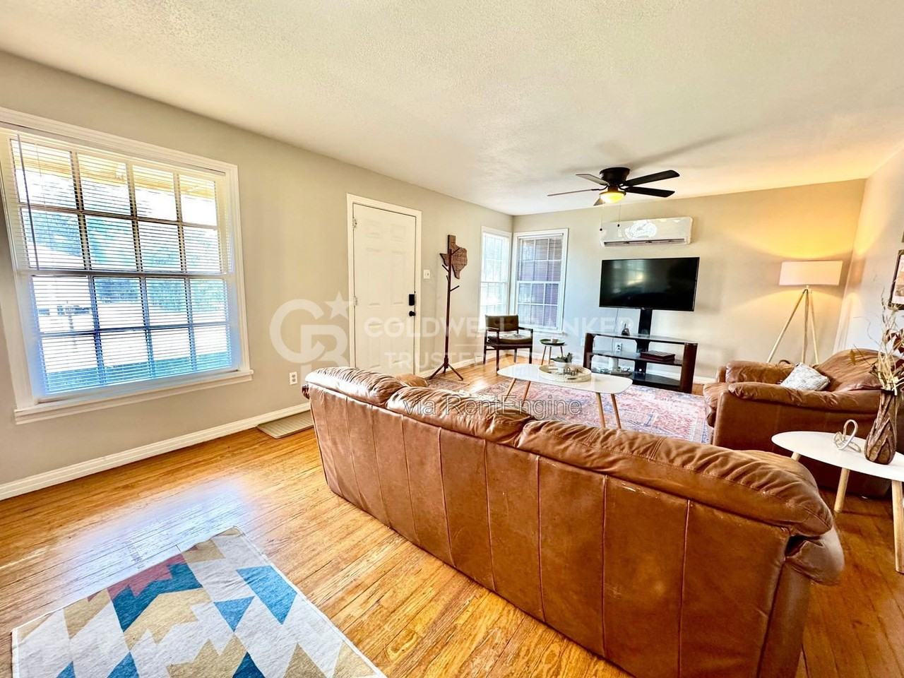 2212 27th St - Photo 7 of 22