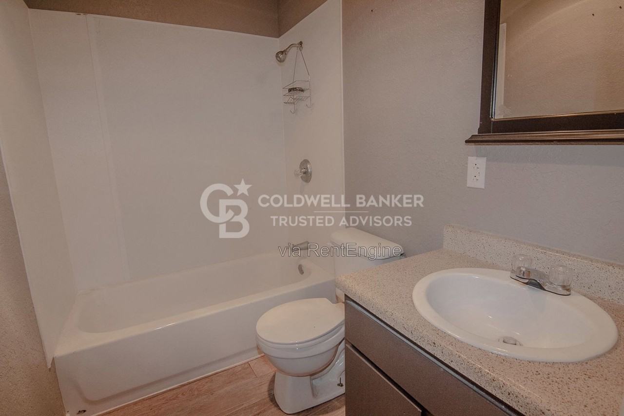 605 Nw 15th St #26 - Photo 7 of 11