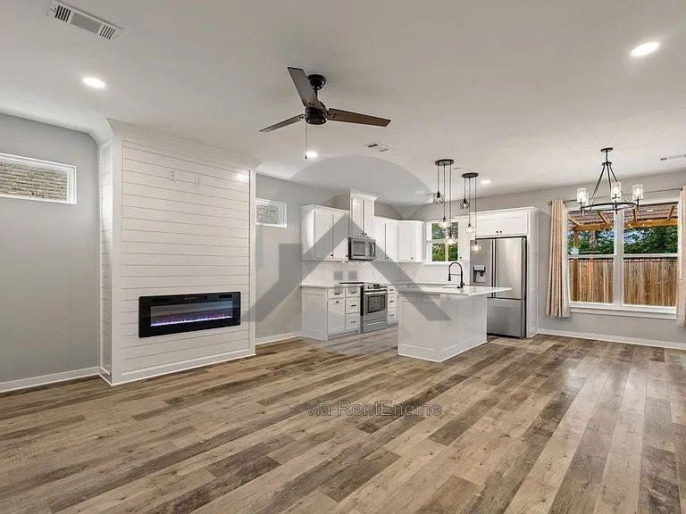 1725 Rohan Cir - Photo 5 of 24