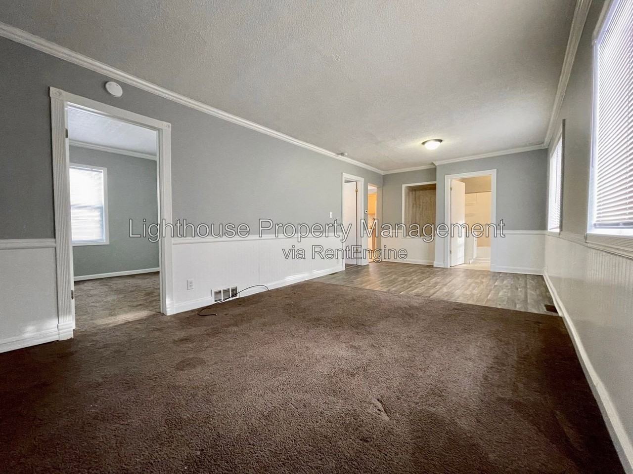 1910 Franklin St - Photo 4 of 13