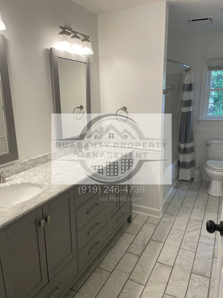101 Cambay Ct - Photo 3 of 9