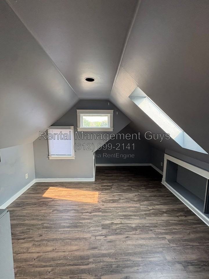 2411 Golden Valley Rd #2 - Photo 4 of 21