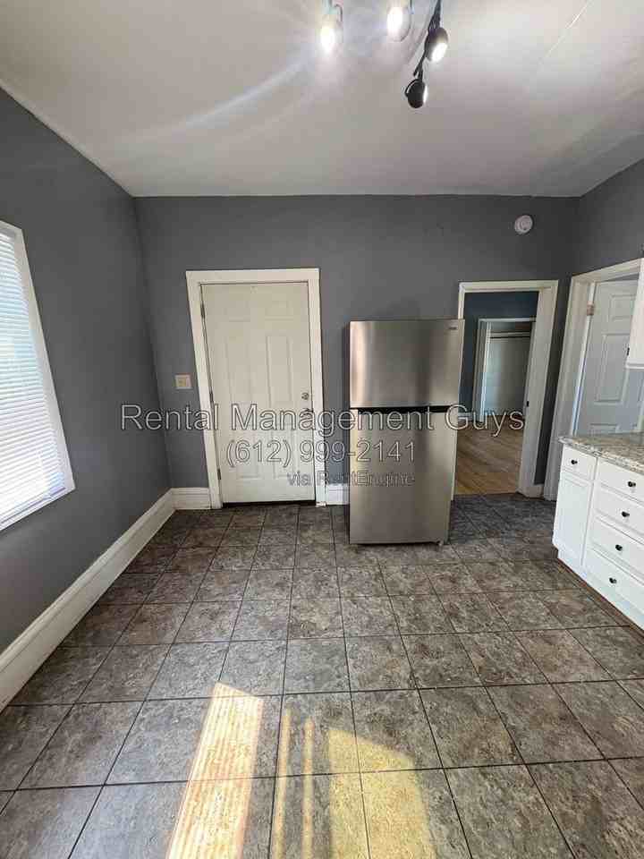 2411 Golden Valley Rd #2 - Photo 7 of 21