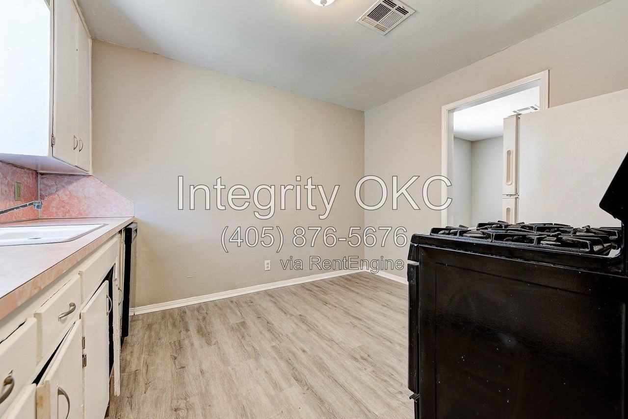 416 Reed Pl - Photo 6 of 38