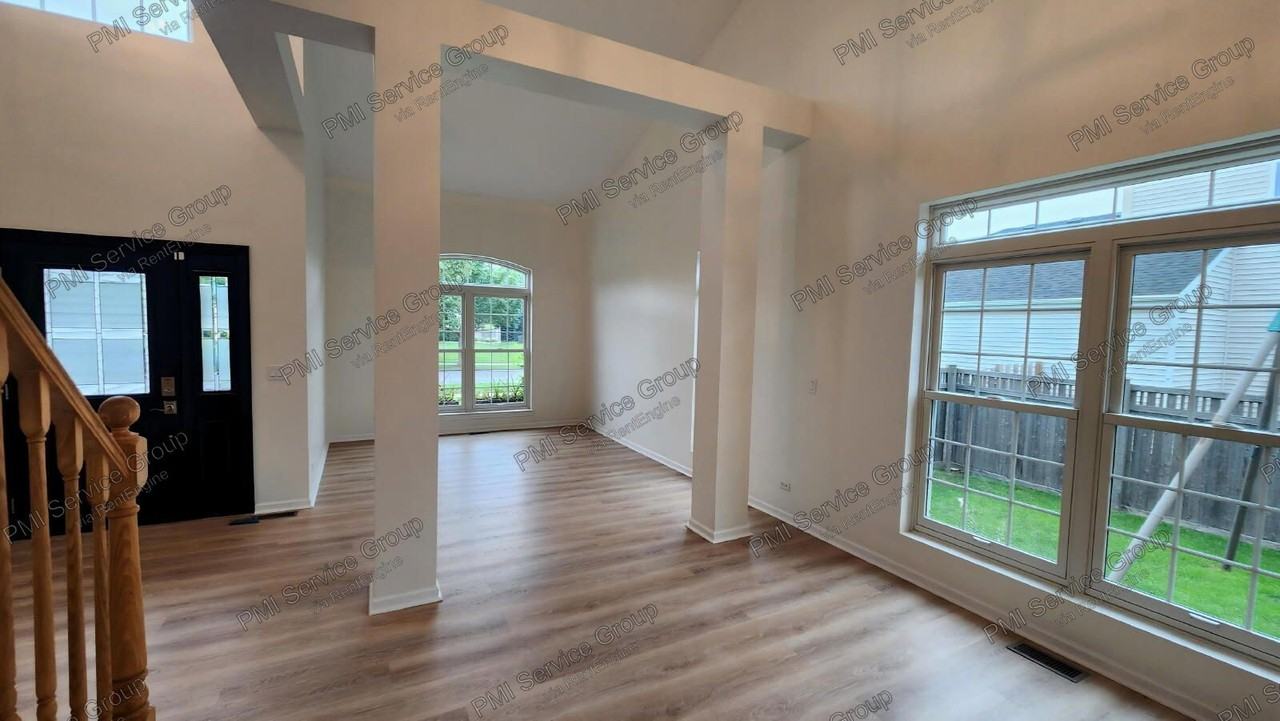 1523 Schumacher Dr - Photo 7 of 25