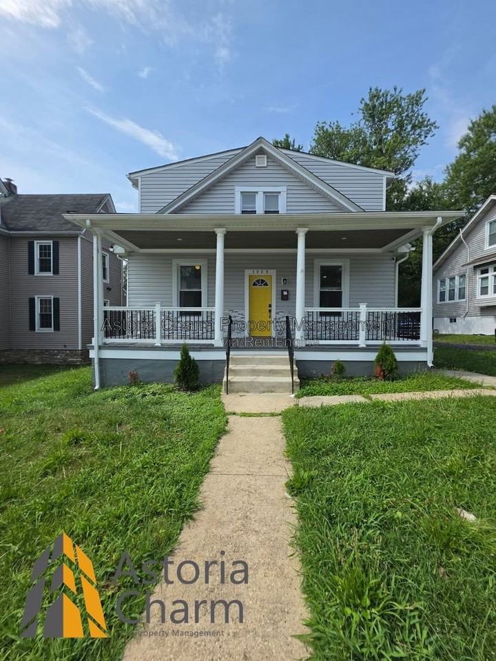 3909 Fleetwood Ave - Photo 2 of 50
