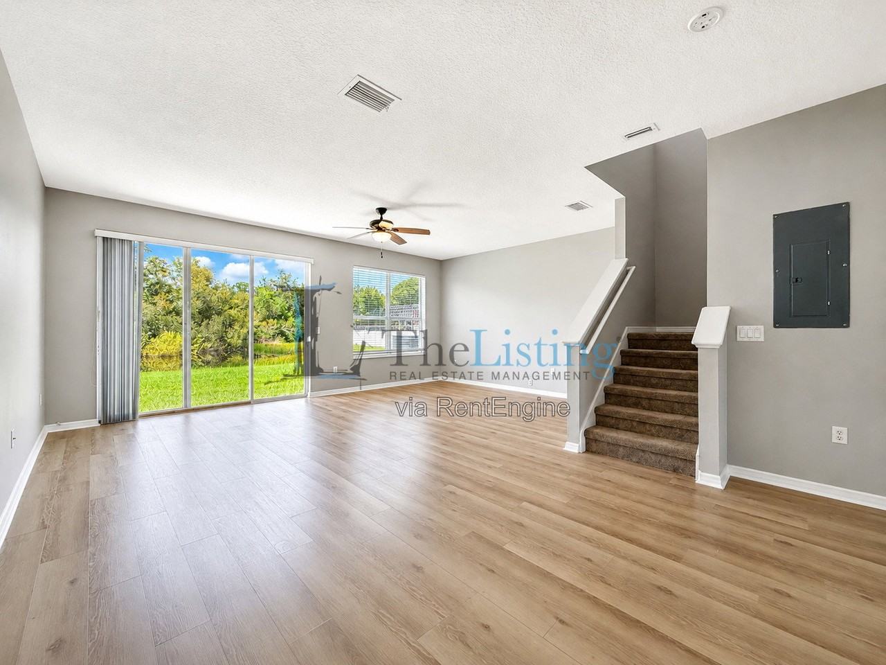 11525 Declaration Dr - Photo 4 of 31