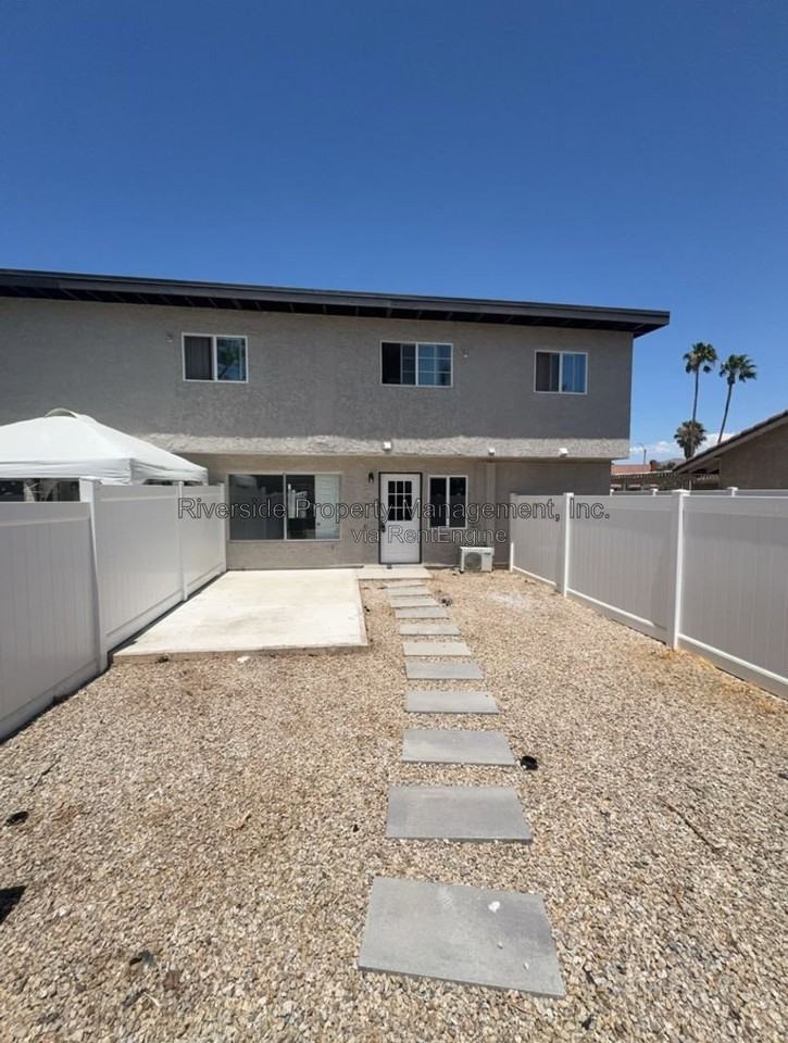 23119 Donahue Ct #2 - Photo 3 of 10