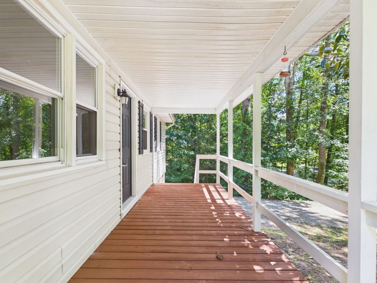 3041 Clintwood Rd - Photo 6 of 37
