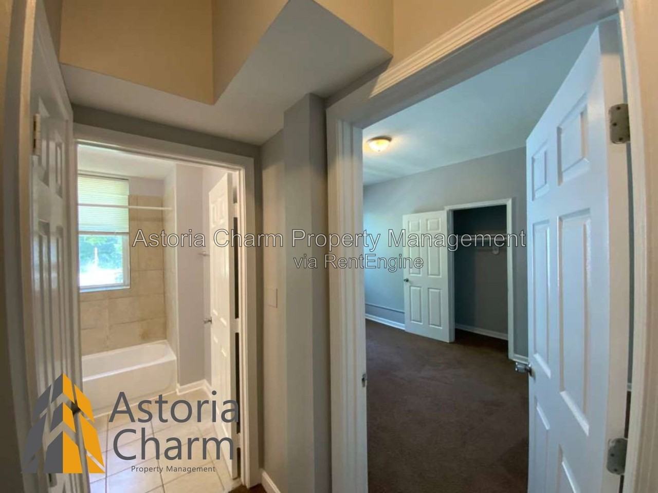 2210 Roslyn Ave #8 - Photo 3 of 16