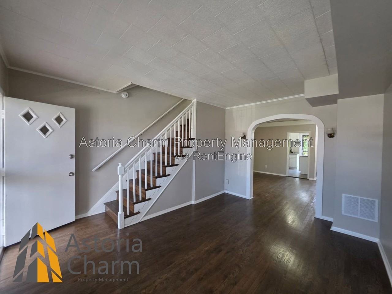 1418 Dukeland St - Photo 2 of 25