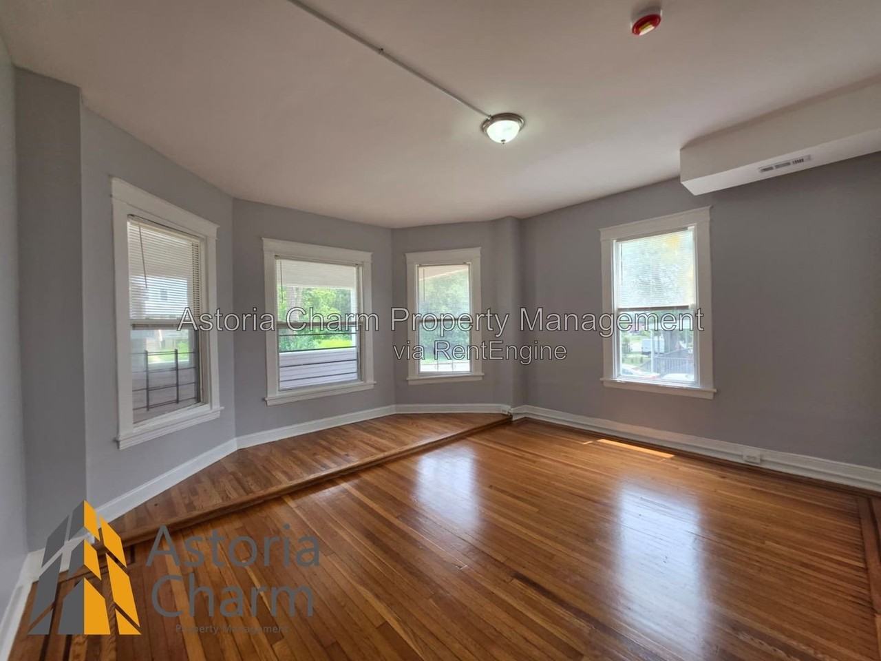 2206 Roslyn Ave #1 - Photo 4 of 28