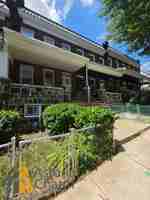 featured image of 1561 Homestead St