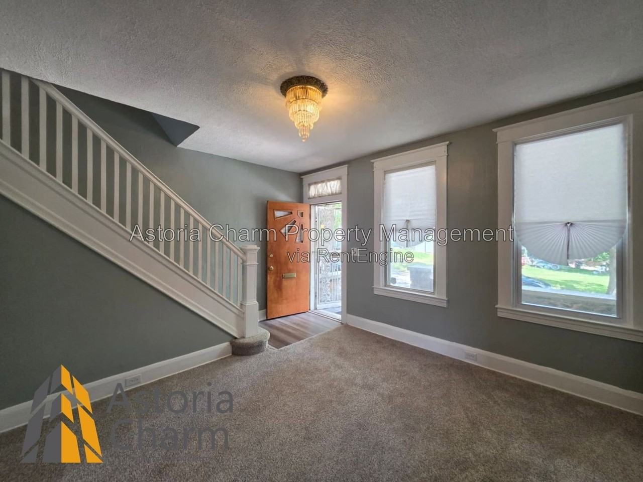 1561 Homestead St - Photo 4 of 22