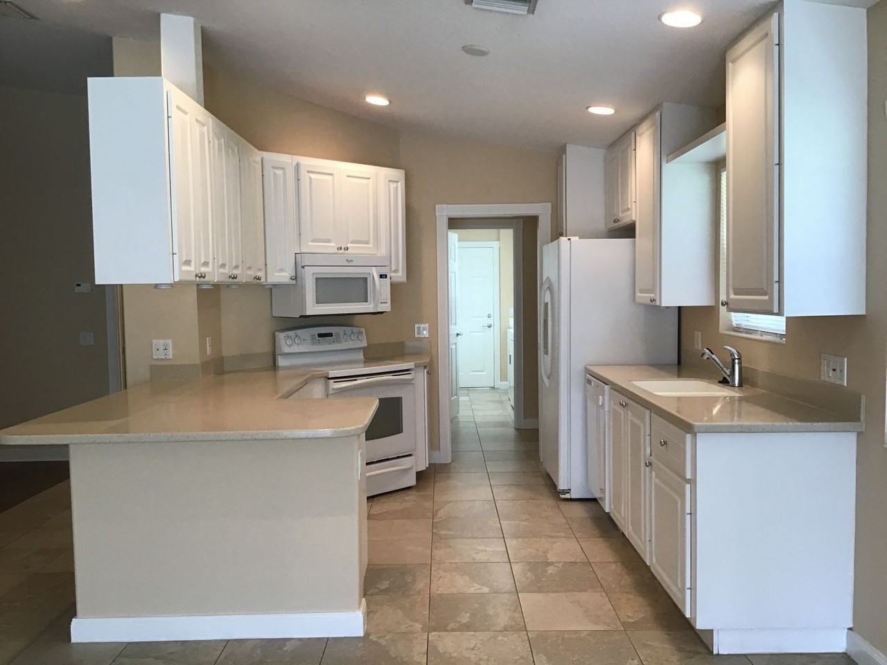11824 Delfina Ln - Photo 2 of 11