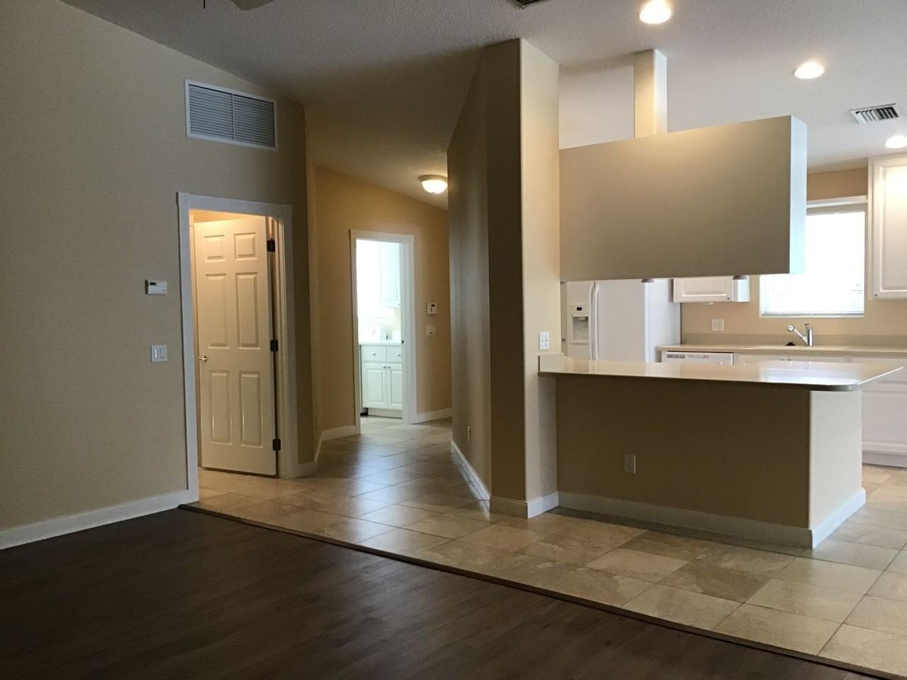 11824 Delfina Ln - Photo 3 of 11