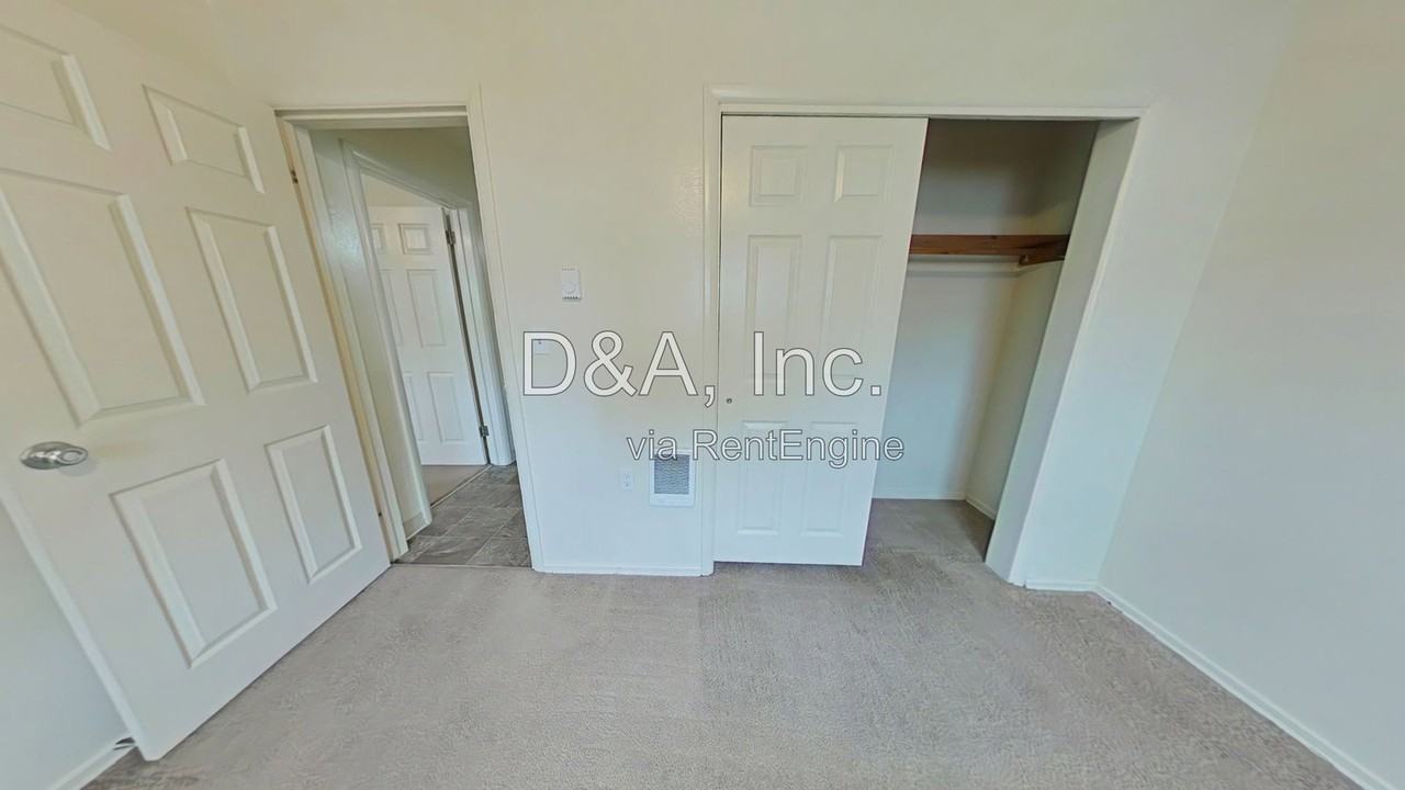 960 Nw Cleveland Ave #5 - Photo 6 of 11