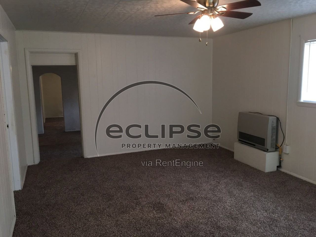 717 10th St - Photo 4 of 19
