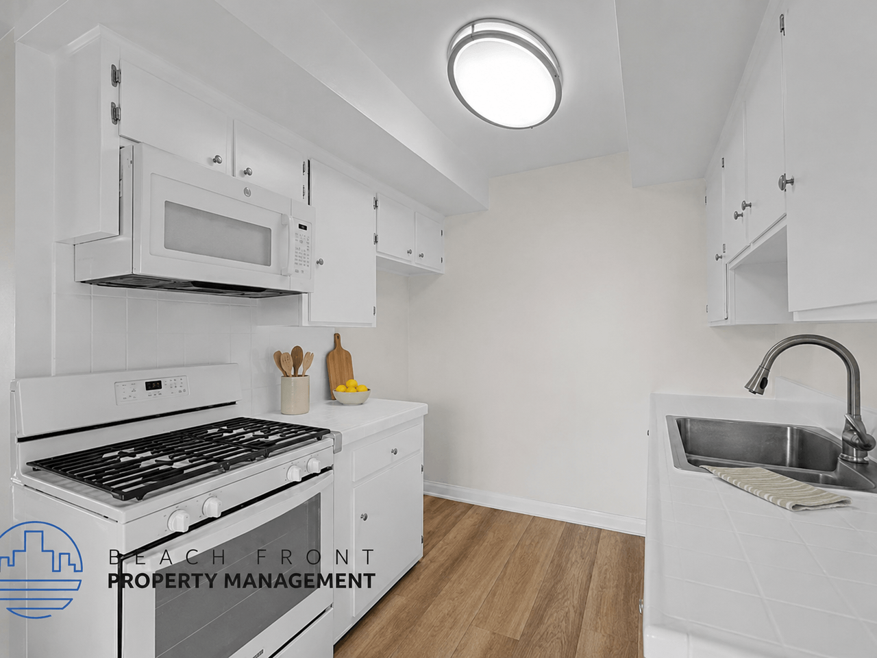 12417 Benedict Ave. - Photo 2 of 31