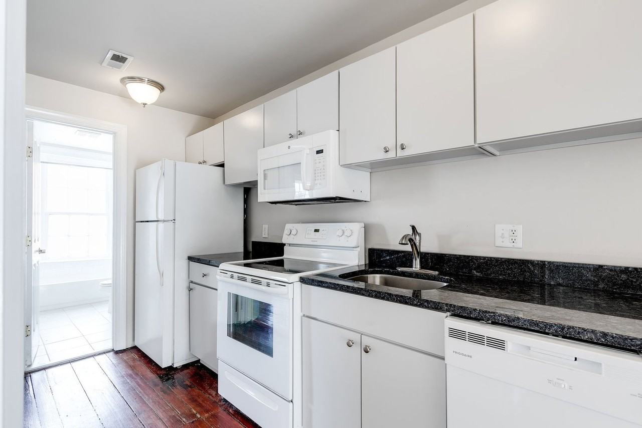 213 N 18th St #213-3 - Photo 3 of 23