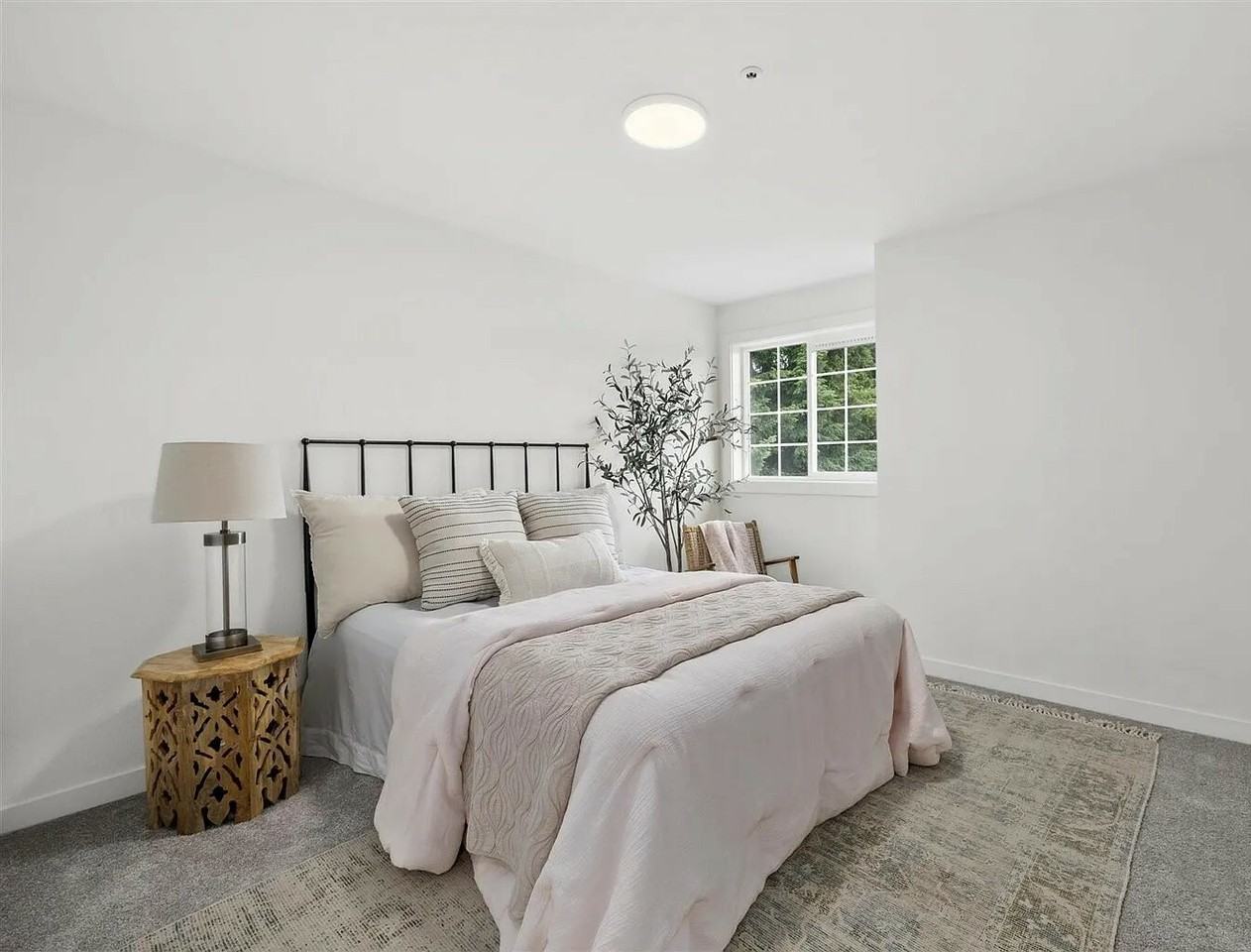 1505 W Casino Rd #11 - Photo 6 of 13