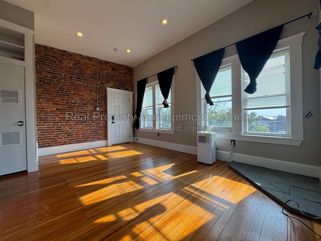44 Pingree St #5 - Photo 3 of 16