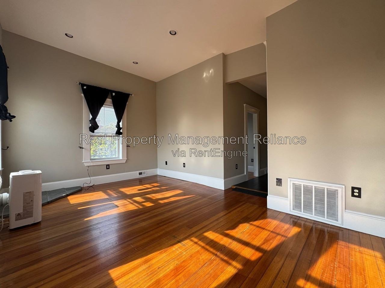 44 Pingree St #5 - Photo 5 of 16