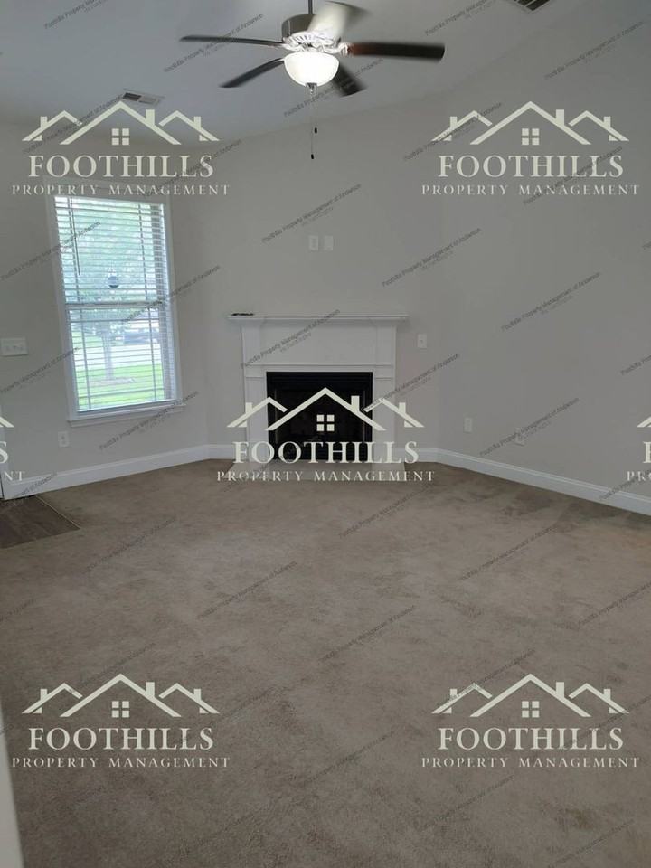 155 Norfolk Cir - Photo 2 of 18