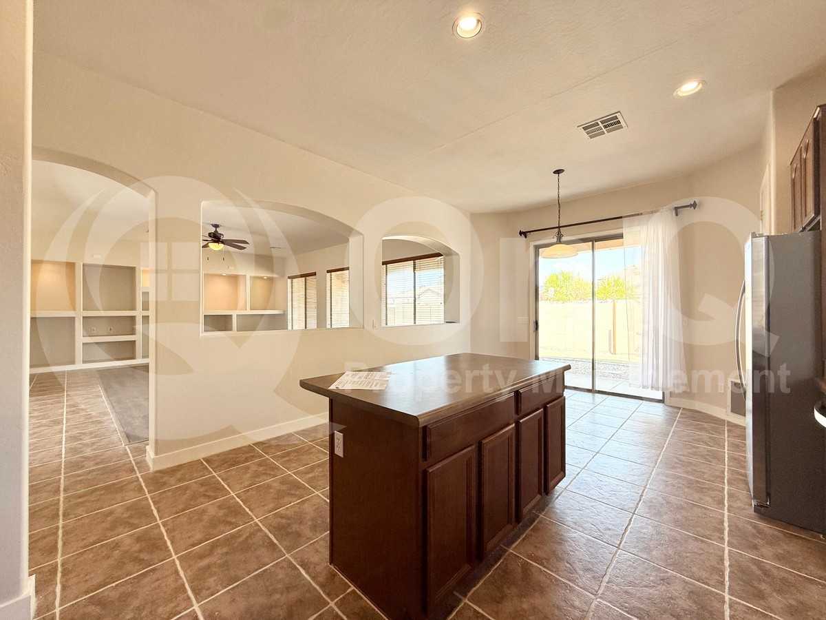 3799 S Atherton Blvd - Photo 5 of 24