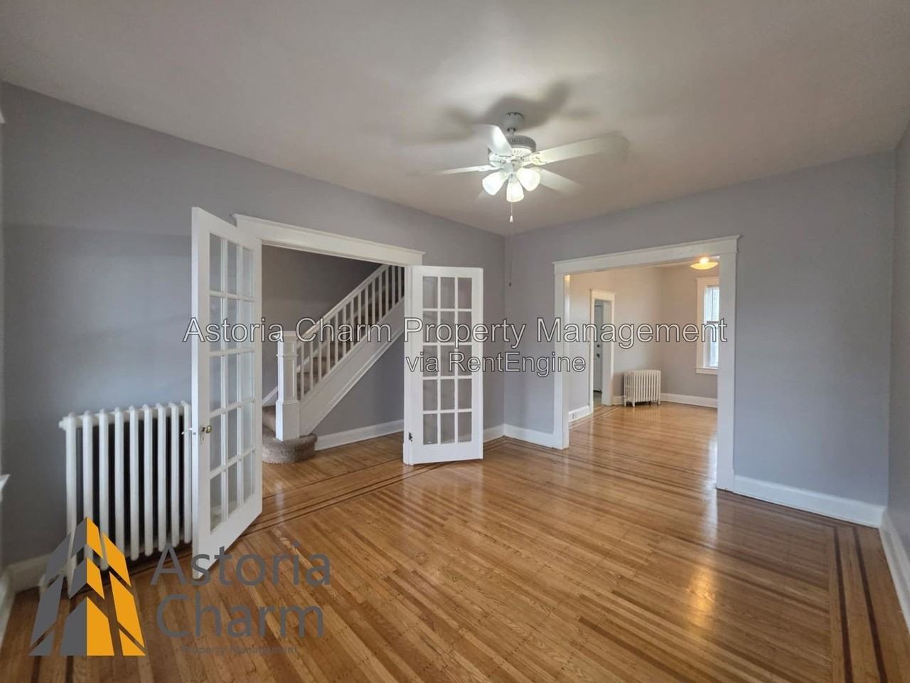 3016 Pelham Ave - Photo 2 of 41