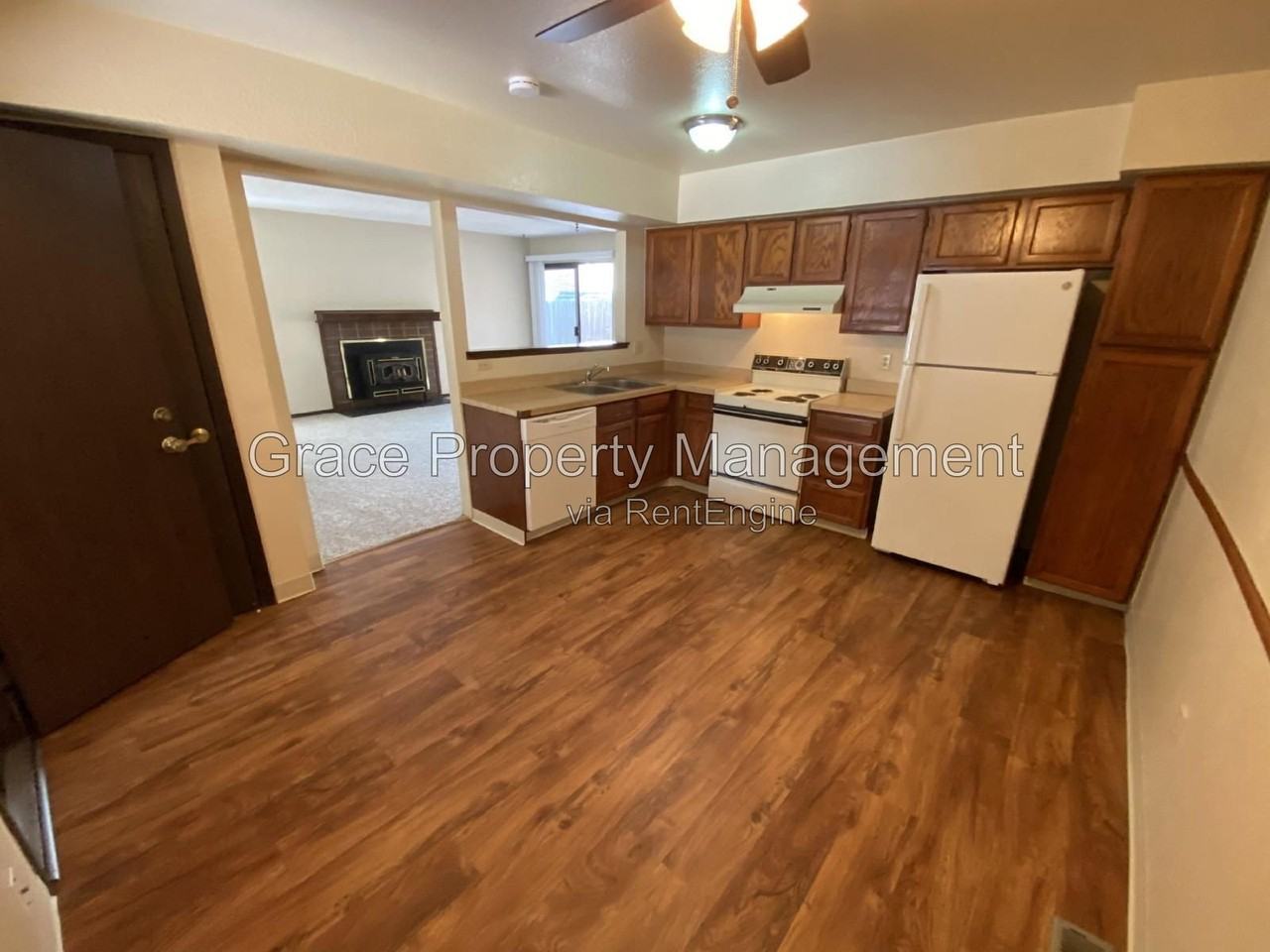 11785 Sherman St - Photo 7 of 15