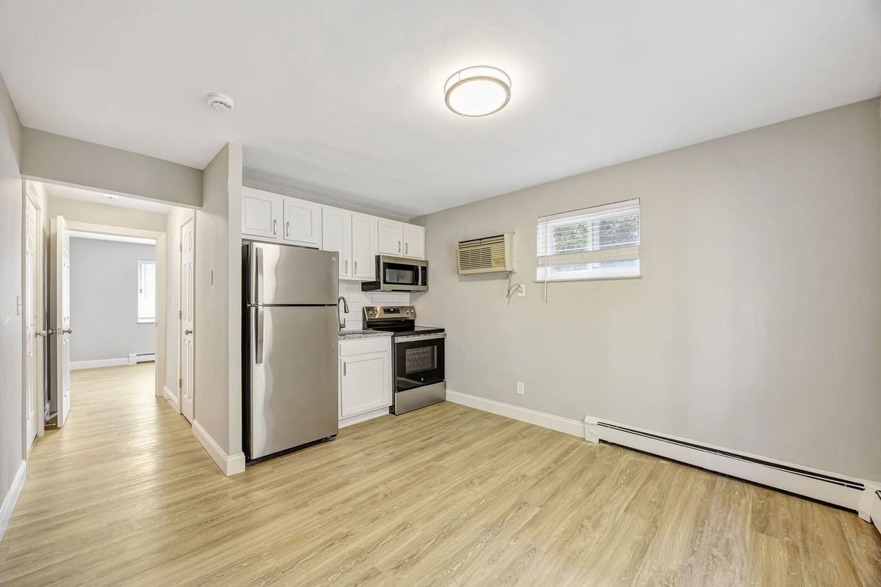 5282 Montgomery Rd #3 - Photo 4 of 11