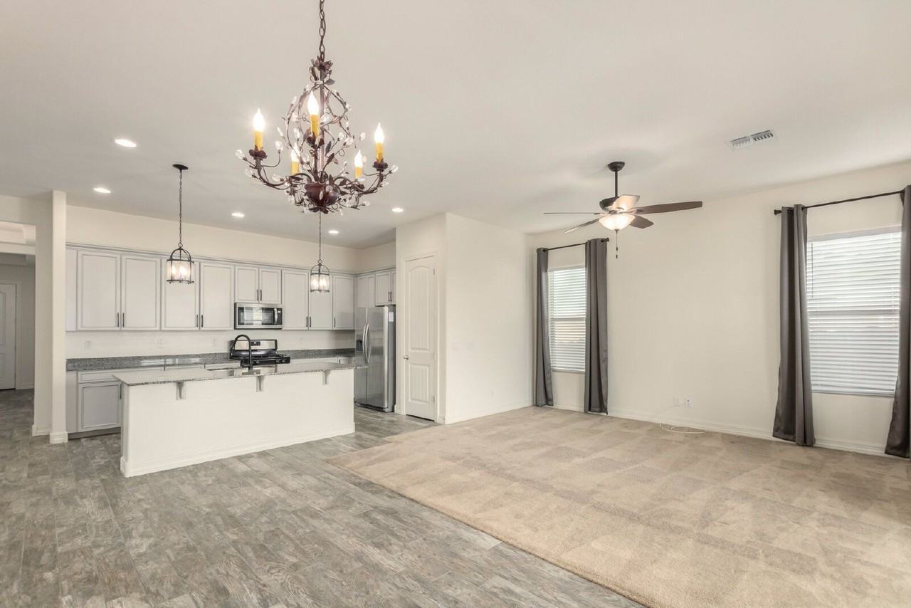 8833 S 167th Ln - Photo 4 of 35