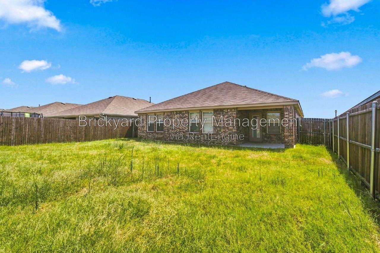 601 Banner Ave - Photo 3 of 28