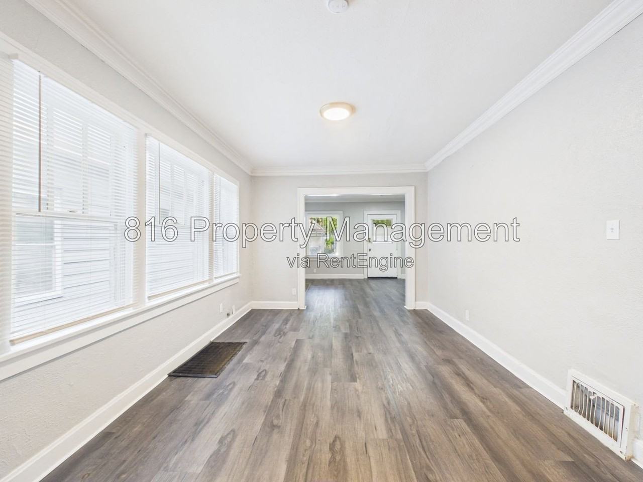 3310 Tracy Ave - Photo 7 of 28