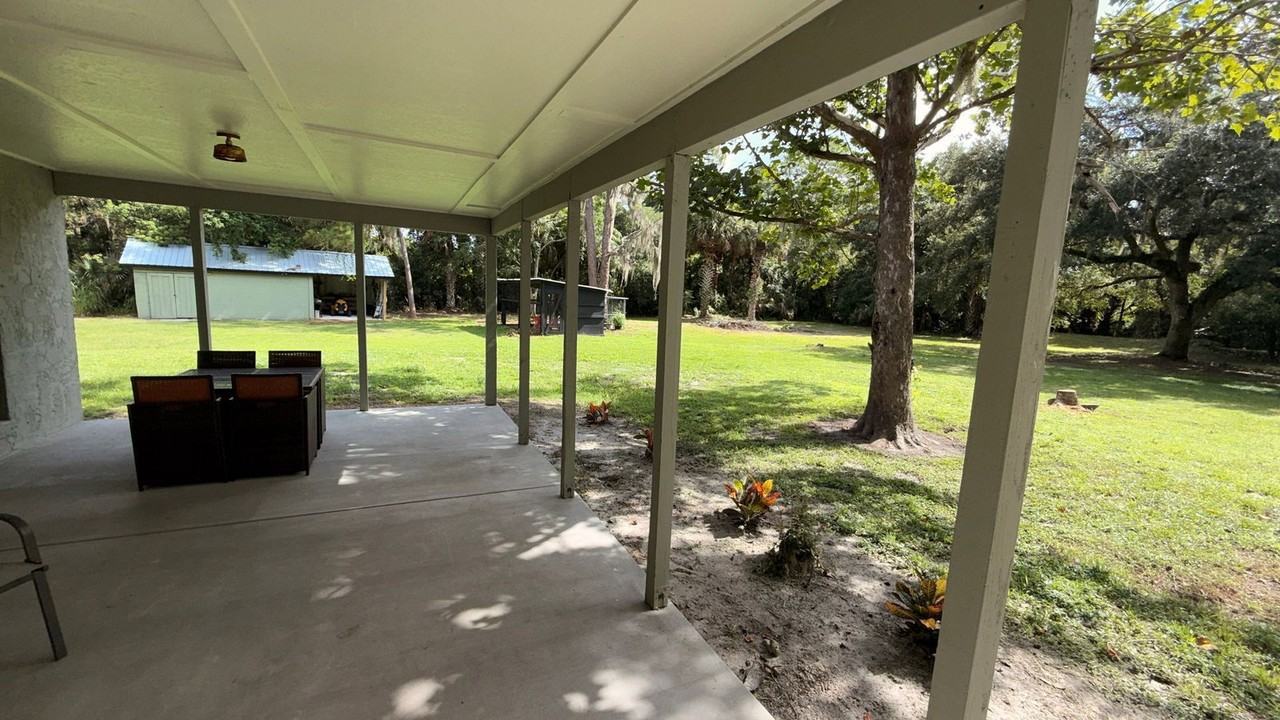 2200 Retreat Rd - Photo 6 of 31