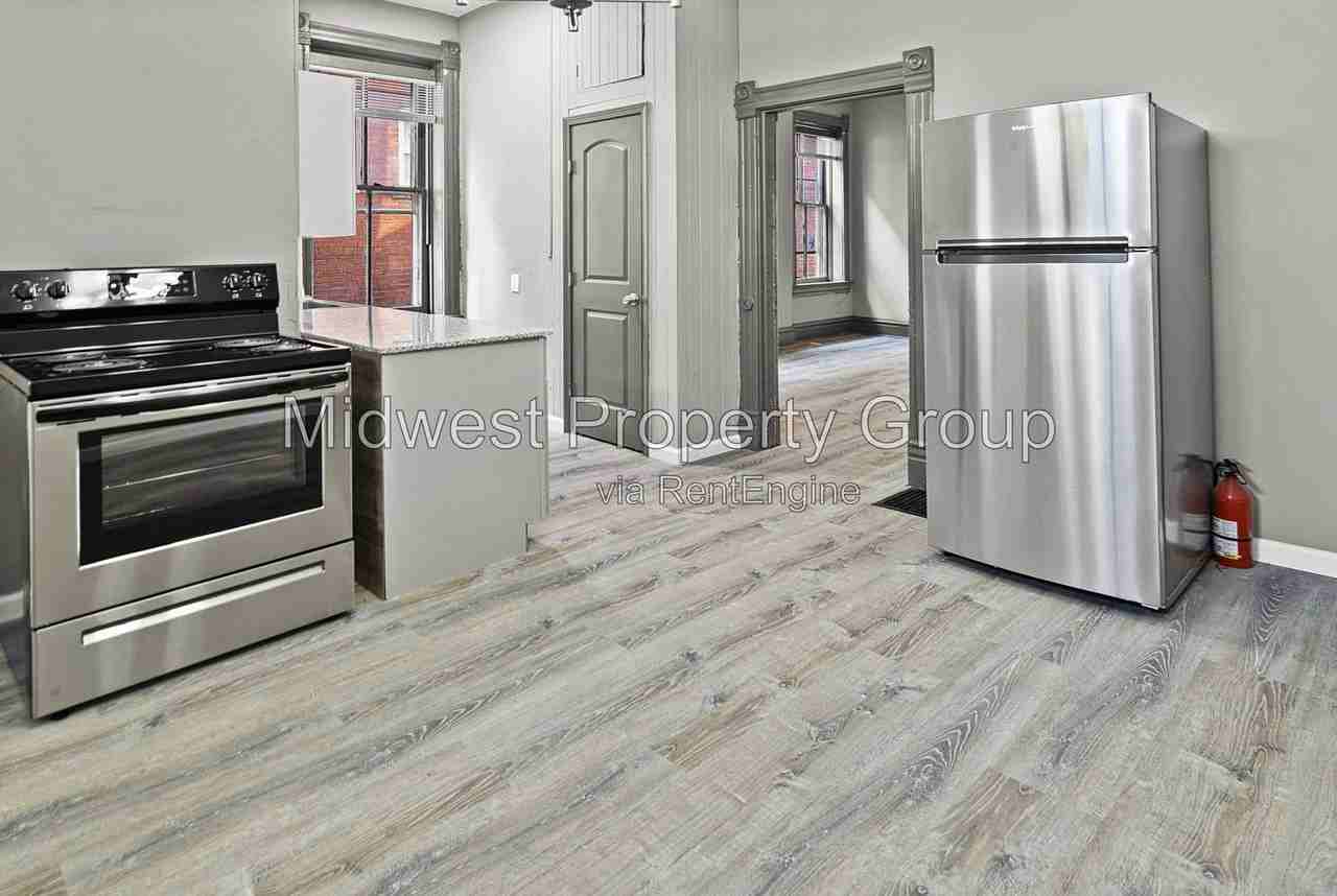 3614 Morganford Rd #1F - Photo 2 of 14