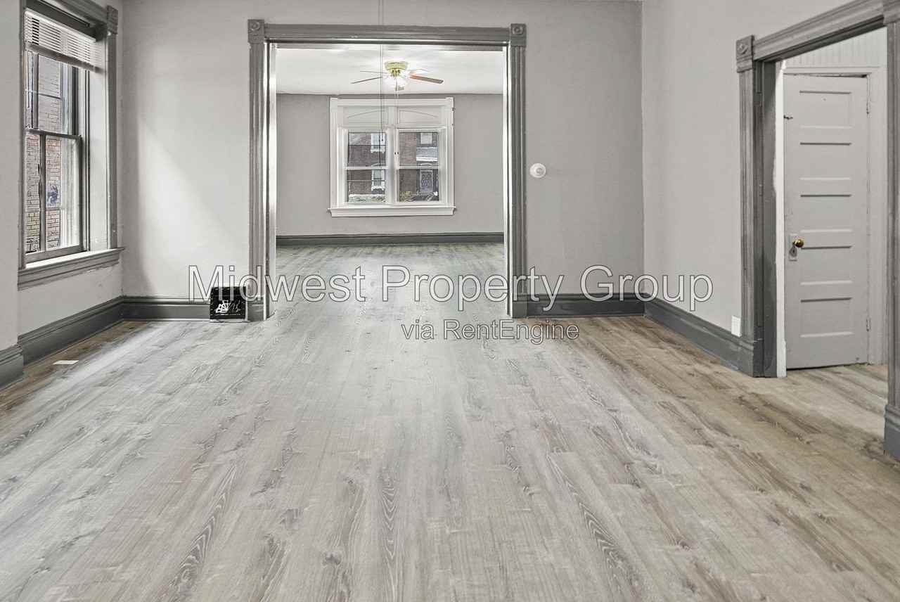 3614 Morganford Rd #1F - Photo 5 of 14