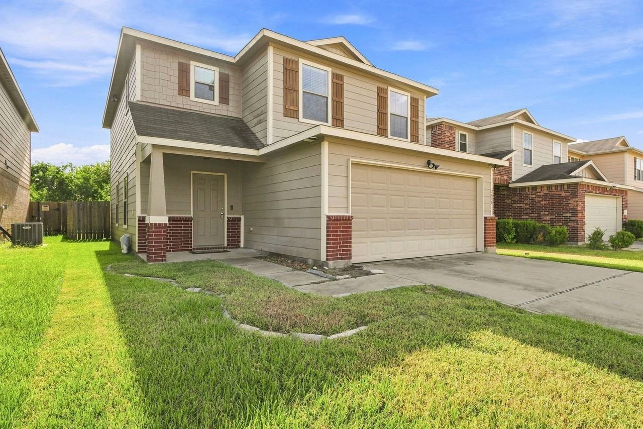 2638 Ensbrook Meadow Ln - Photo 2 of 26
