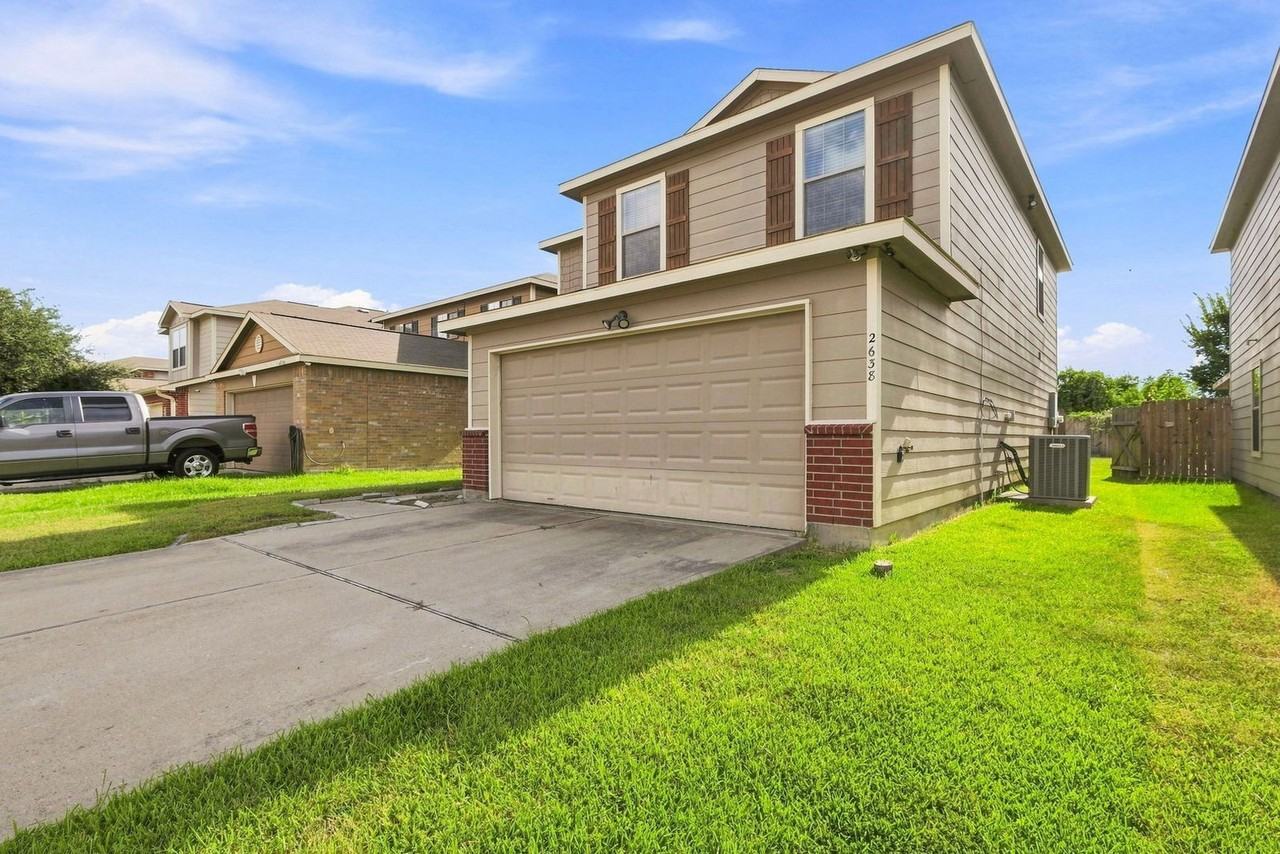 2638 Ensbrook Meadow Ln - Photo 3 of 26
