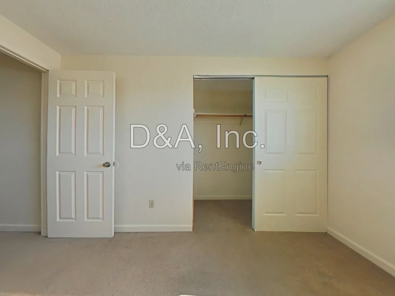 1909 Main St #A - Photo 7 of 11