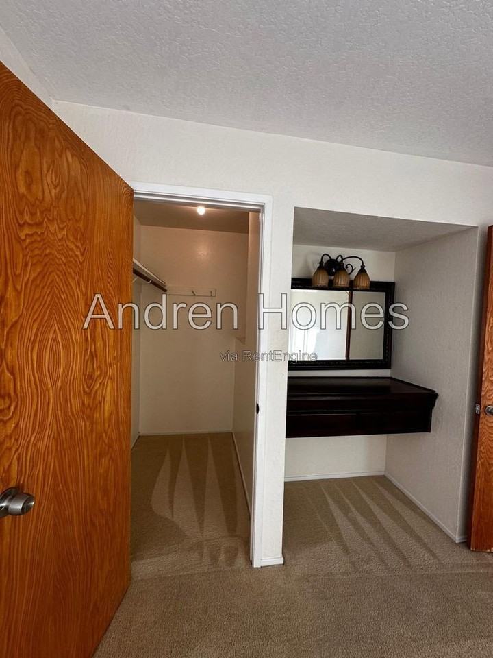 1540 42nd Ave #3 - Photo 6 of 27