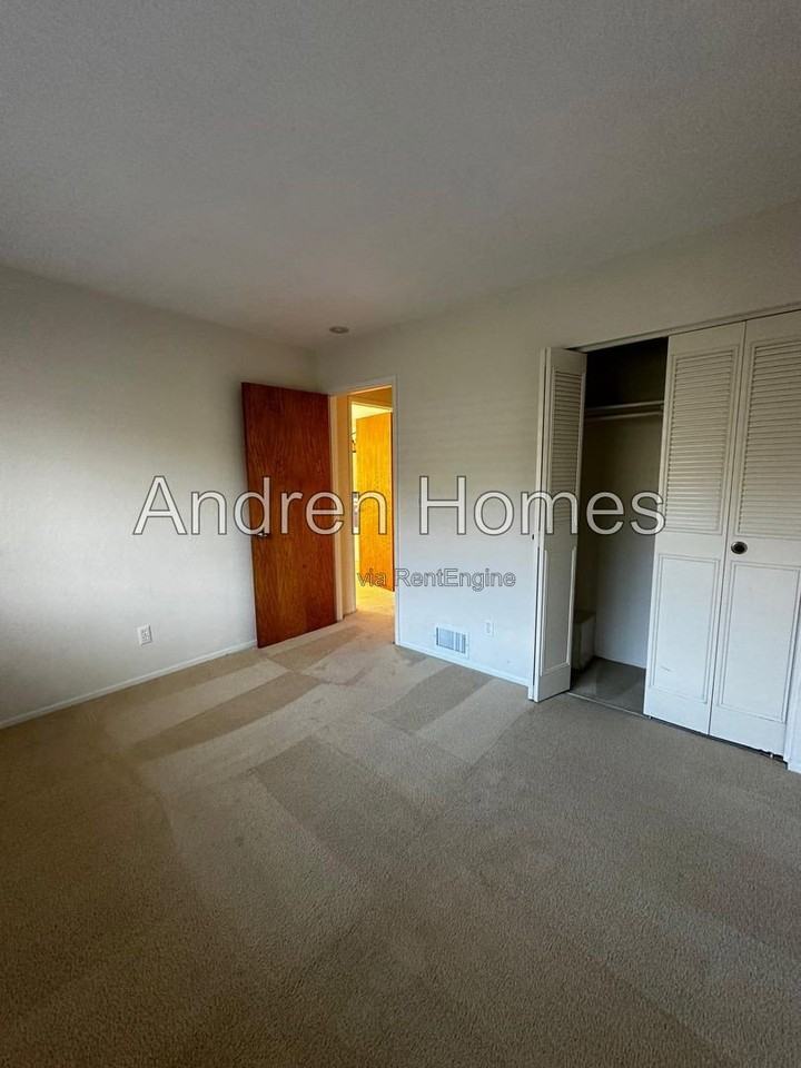 1540 42nd Ave #3 - Photo 7 of 28