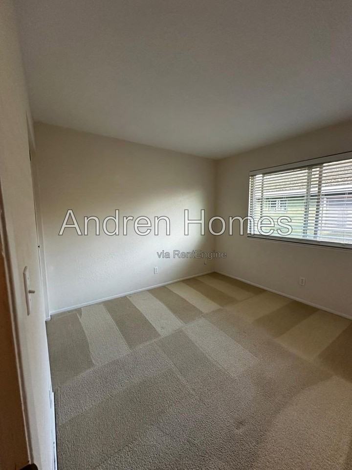 1540 42nd Ave #3 - Photo 5 of 28