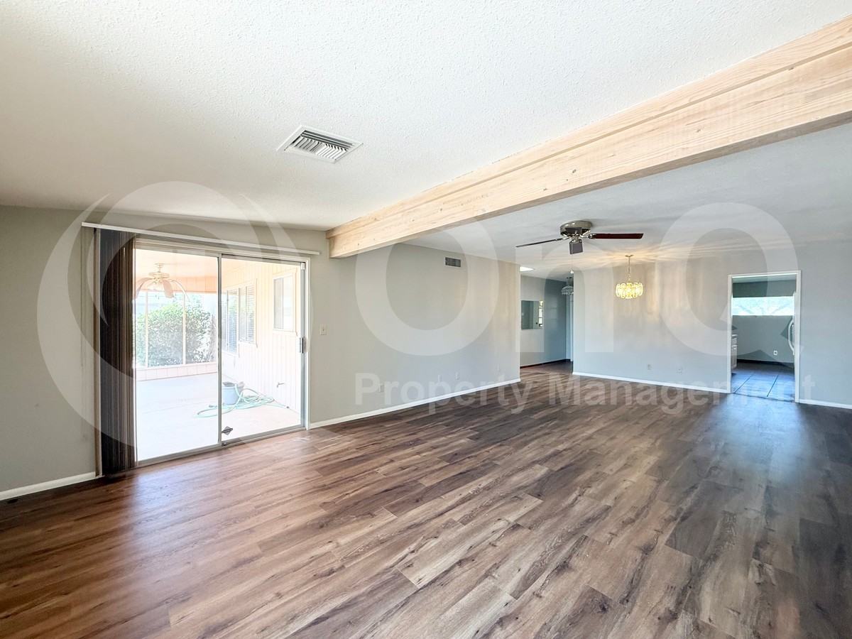 4950 E Lake Point Cir - Photo 7 of 20