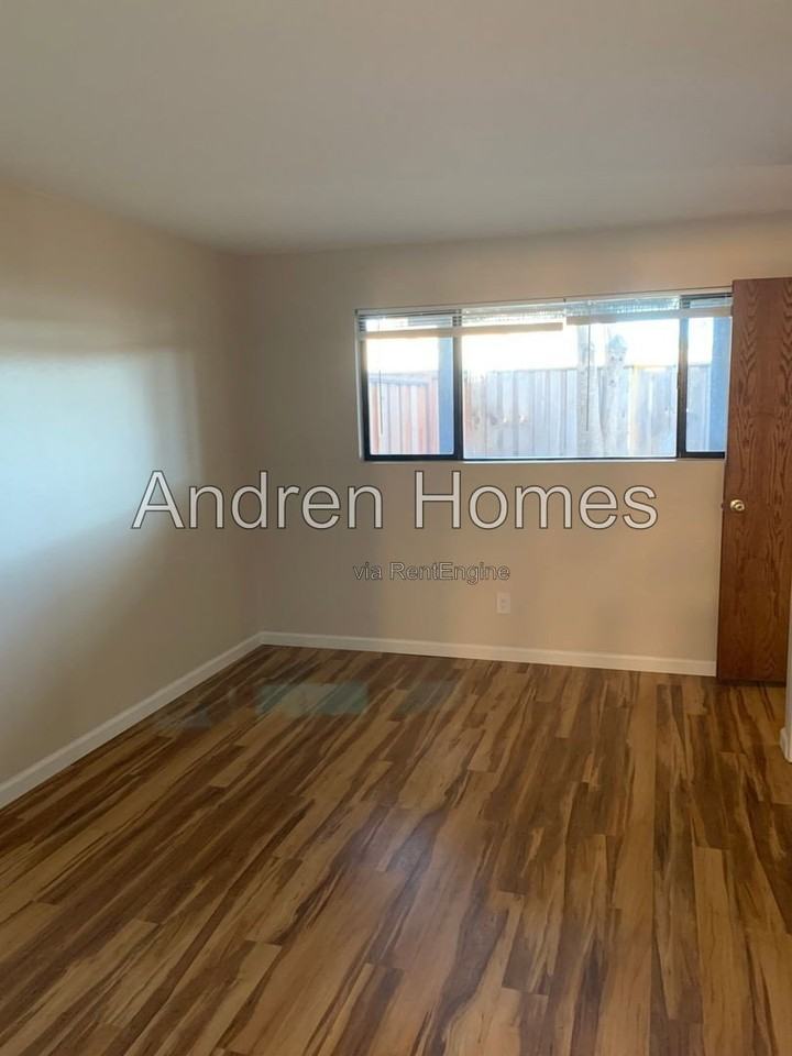 150 Sea Ridge Ct #2 - Photo 5 of 31