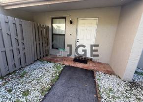 10641 Sw 113th Pl #76W - Photo 1 of 1