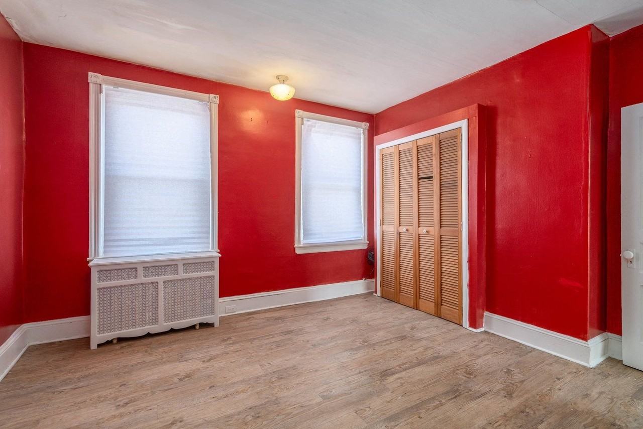2341 S Woodstock St - Photo 6 of 21